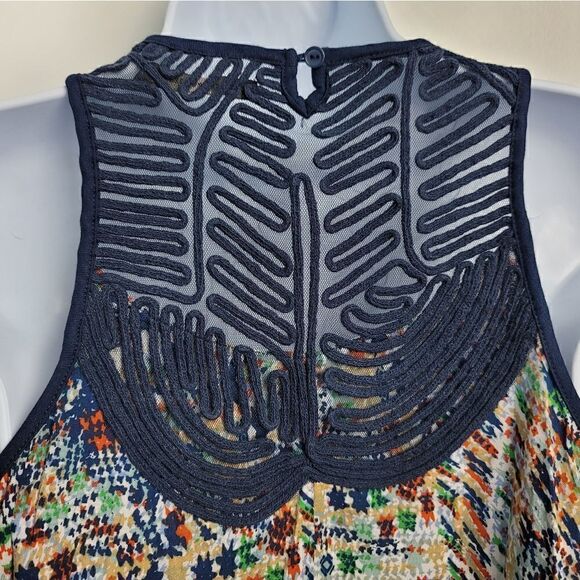 HAZEL Flowy Tank Top  - Picture 6 of 11